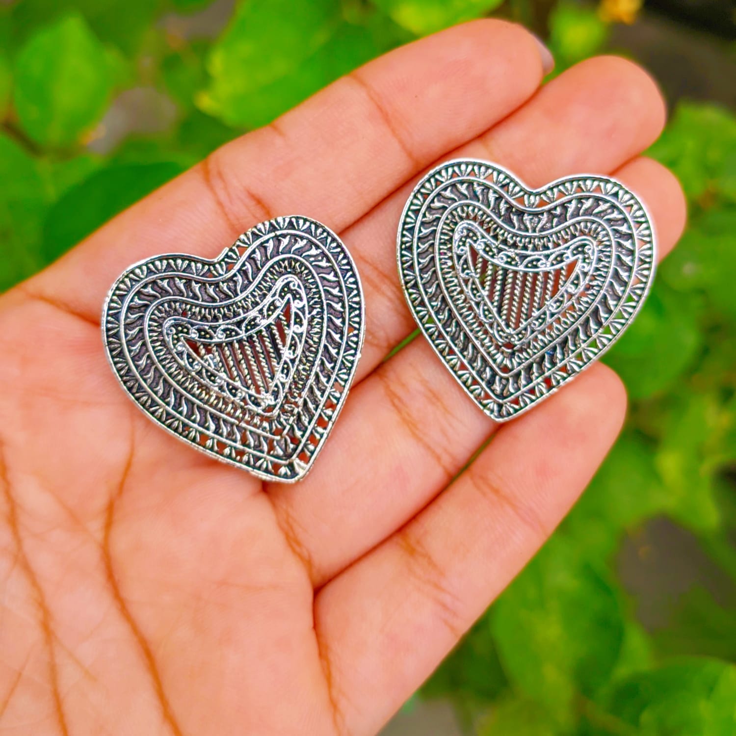 Oxidized  Heart Studs 